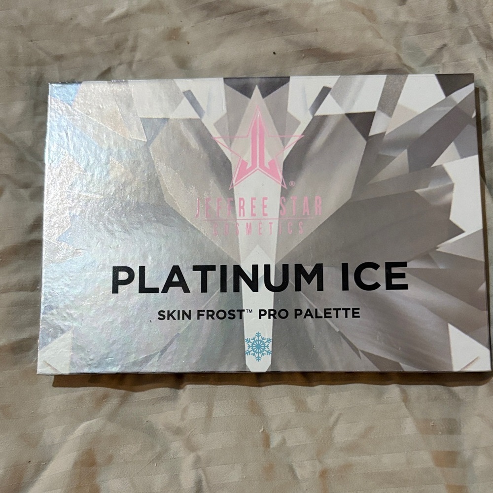 Jeffree Star Platinum Ice Skin Frost Palette - Silver and Pink